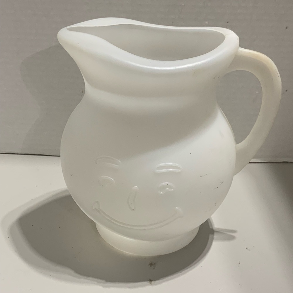 KOOL AID PITCHER